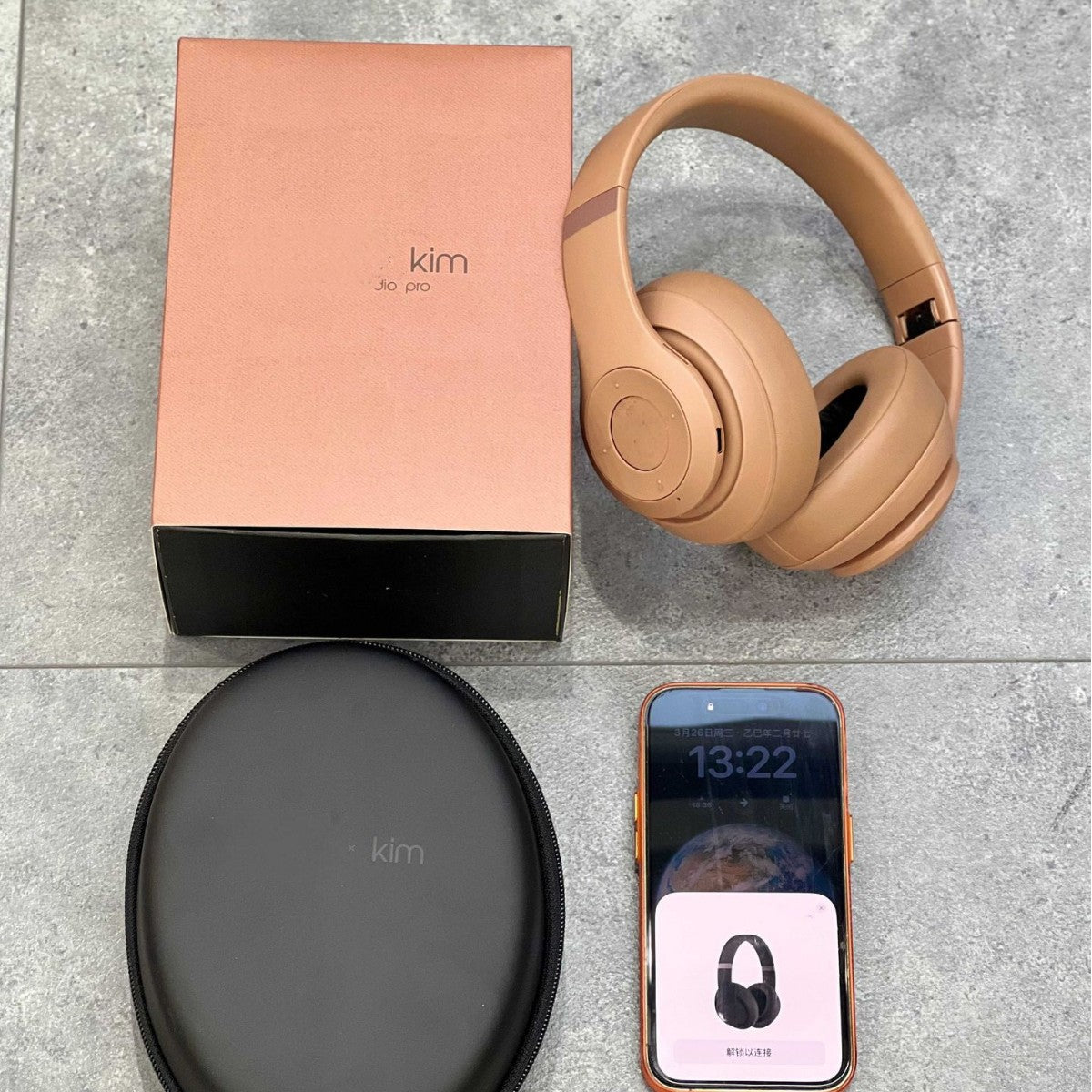 Cross-border KIM co-brand limited edition studio pro head-mounted wireless bluetooth recording engineer 4th generation pop-up headset